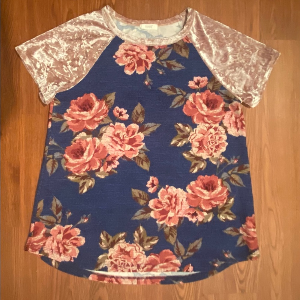 Oddy Floral Top